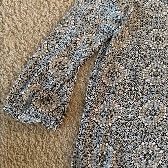 GRACE Blouse size medium - Picture 4 of 6